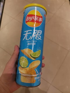 办公室来一点薯片，分享好时光！