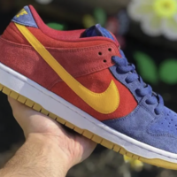 巴萨配色？Nike SB Dunk Low 