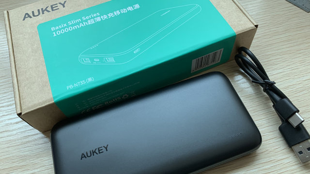 Aukey 10000mha充电宝