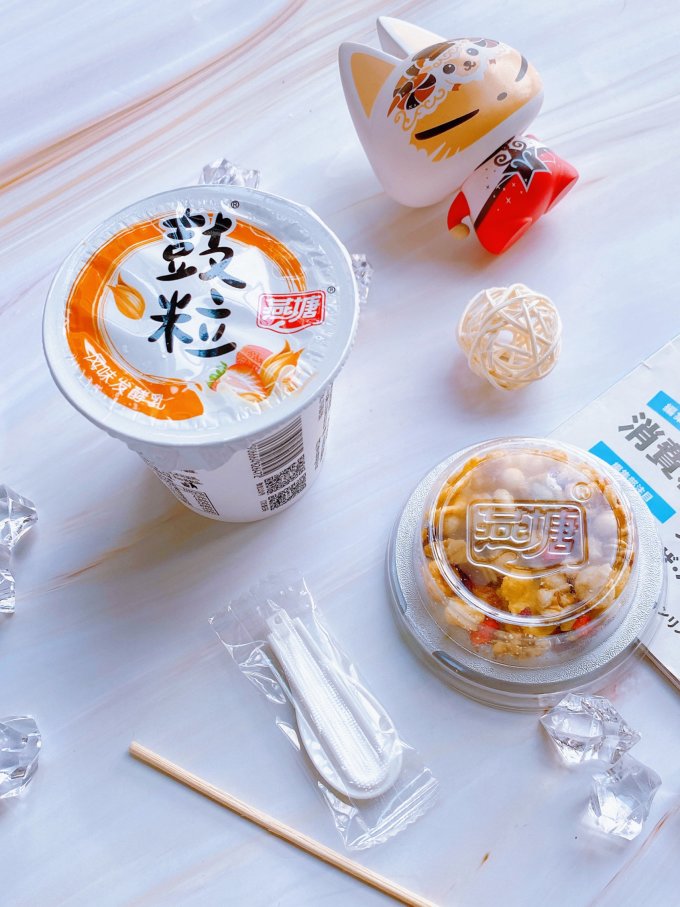 酸奶坚果酸甜酥脆燕塘谷粒酸奶