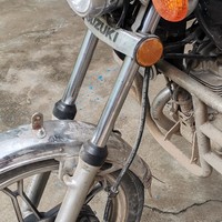 减震器 篇一：摩托车减震油封及减震油更换-济南轻骑铃木GM 125(qs-125e)