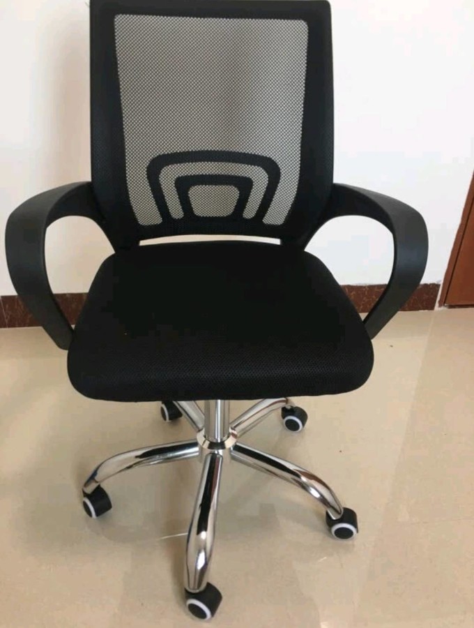 电脑椅