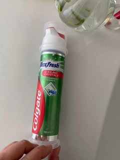 牙膏