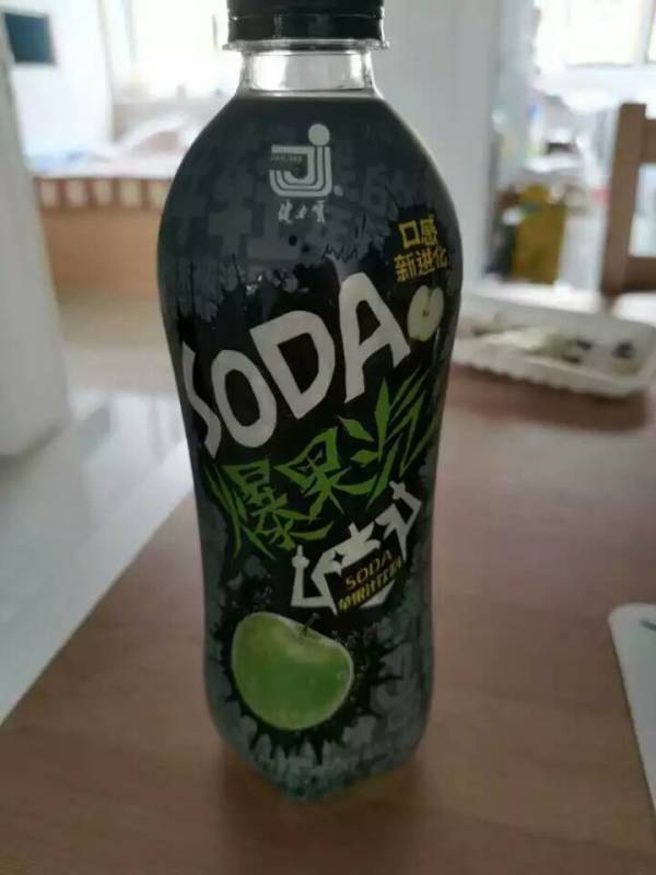 健力宝爆果汽苹果汁饮料含气型480ml15瓶5件