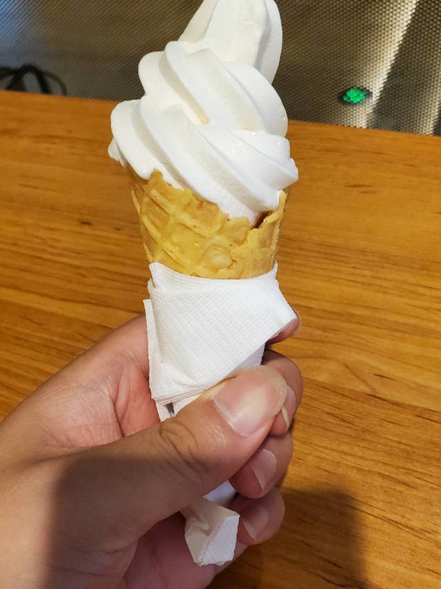 跟着大妈吃冰淇淋