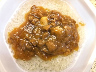锅圈食汇 台式卤肉味 自热米饭评测