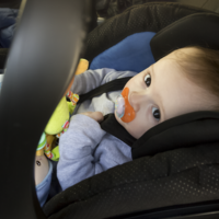 宝宝快1岁了考虑入手安全座椅，到底该怎么选？
