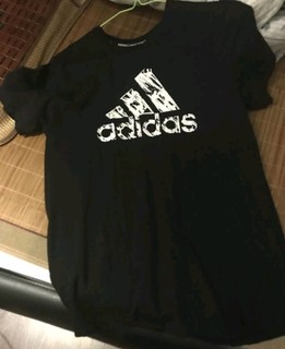 Adidas字母T恤