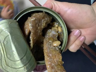 鱼肉酥软入味,里面的黄豆也是软面面的好吃