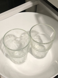 人手一组的宜家玻璃杯6件套