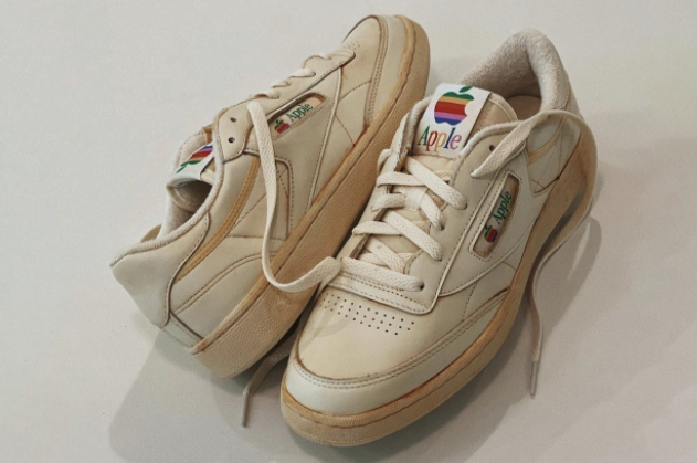 Apple x Reebok联名？！全新Club C 90鞋款曝光