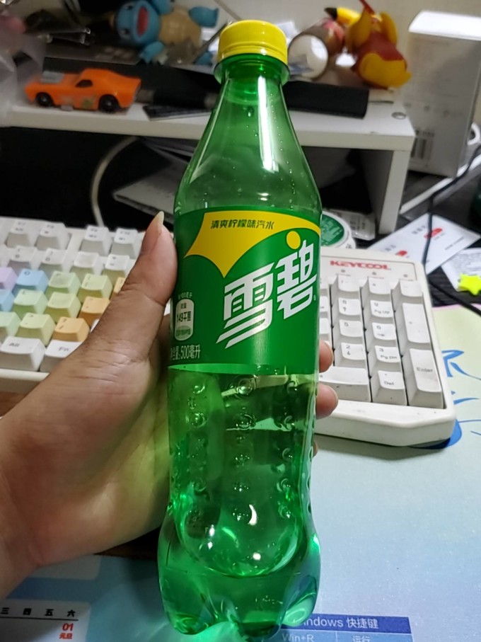 雪碧碳酸飲料