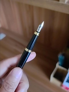 钢笔