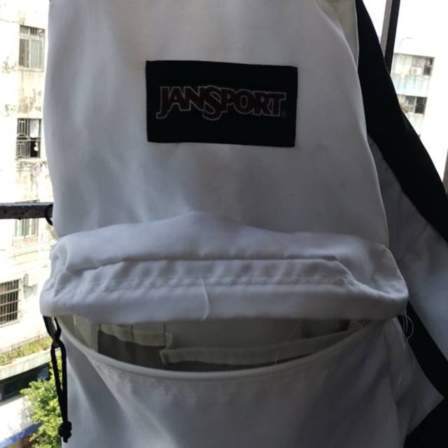 jansport 简约好用的背包