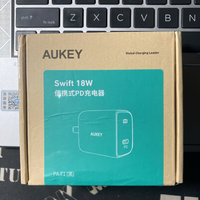 一个简简单单的aukey18w充电器开箱