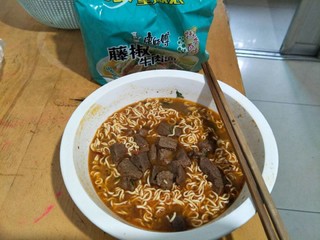 鱼汤豆腐面