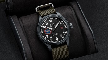 IWC万国表全新推出马克十八飞行员系列 TOP GUN海军空战部队腕表“SFTI”特别版