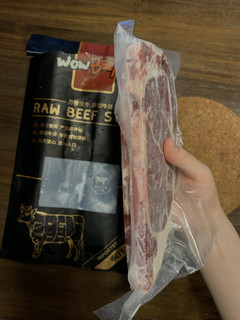 京东这款原切眼肉牛扒，肉汁丰富奶香十足