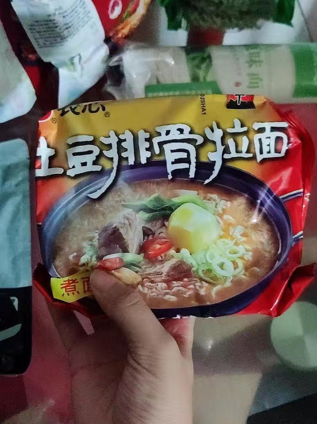 土豆排骨拉面