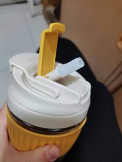 单层玻璃杯