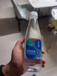 白龙湖纯天然苏打水