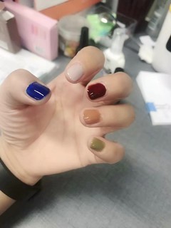 入坑美甲💅，买买买