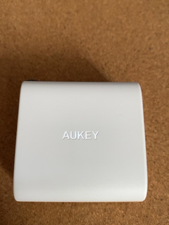 AUKEY 12W+18W