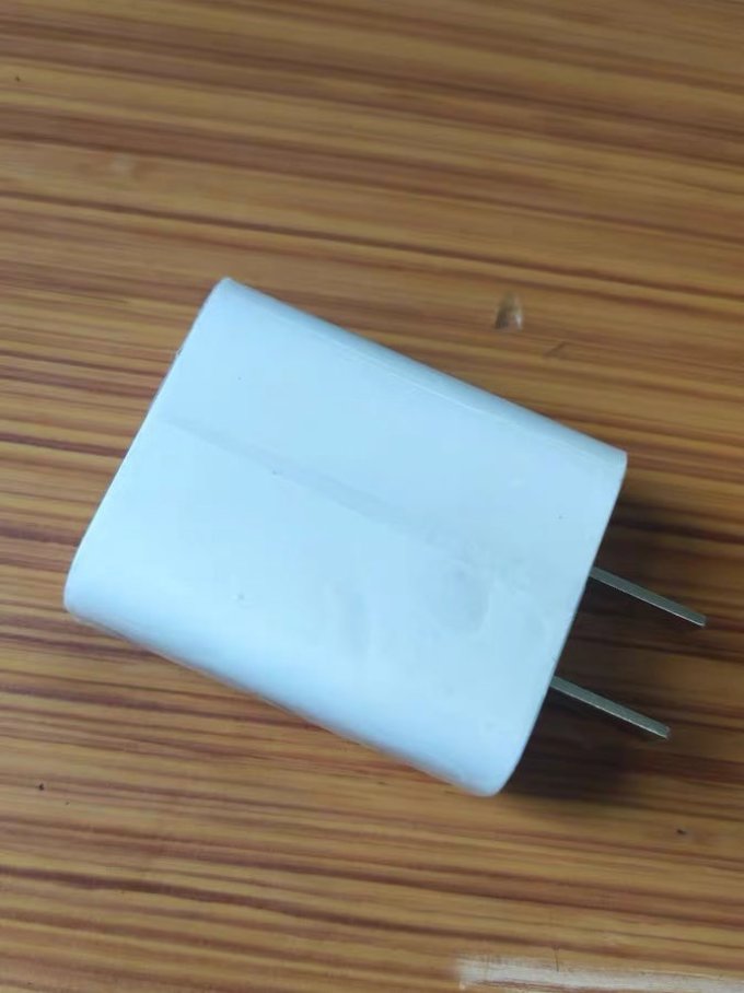 小米mdy-08-eh充电器怎么样 美观耐用,充电器也可以成为艺术品_什么