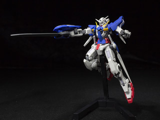 万代 HG 高达 EXIA