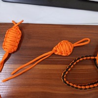 日常生活 篇十八：用伞绳编织硬邦邦的小萝卜（小心心）。