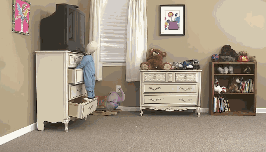 育儿园：宝贝在家6大居家隐患，每一个角落都不要忽略哦～