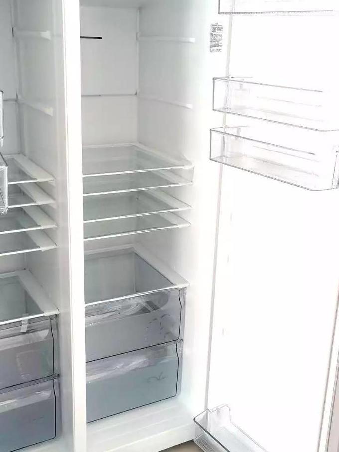 容声对开门冰箱