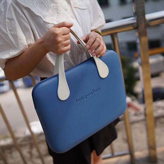 时尚潮包，有的不仅是颜值：梵高范轻潮电脑包体验