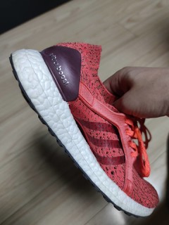 专为女性打造的ultraboost X