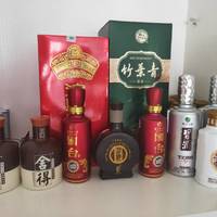 国台小酒很艳丽