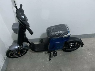 70迈 电动车