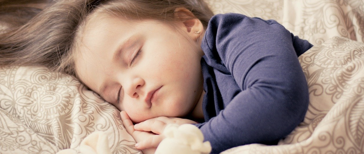  打造宝宝舒适睡眠环境，婴儿床上用品榜单来啦