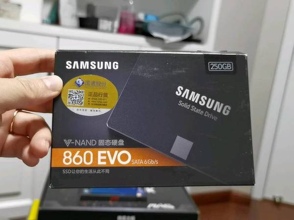 三星860EVO固态硬盘SSD