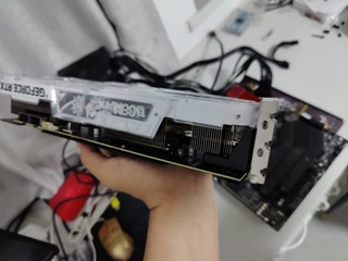 影驰星耀3080ti 旗舰外观的入门卡