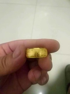 黄金戒指