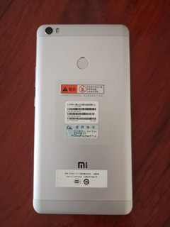小米max，人生第一部大屏手机