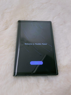 晒晒拿到的柔宇FlexPai2折叠屏手机