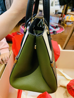 LV fold tote 我认为还不错