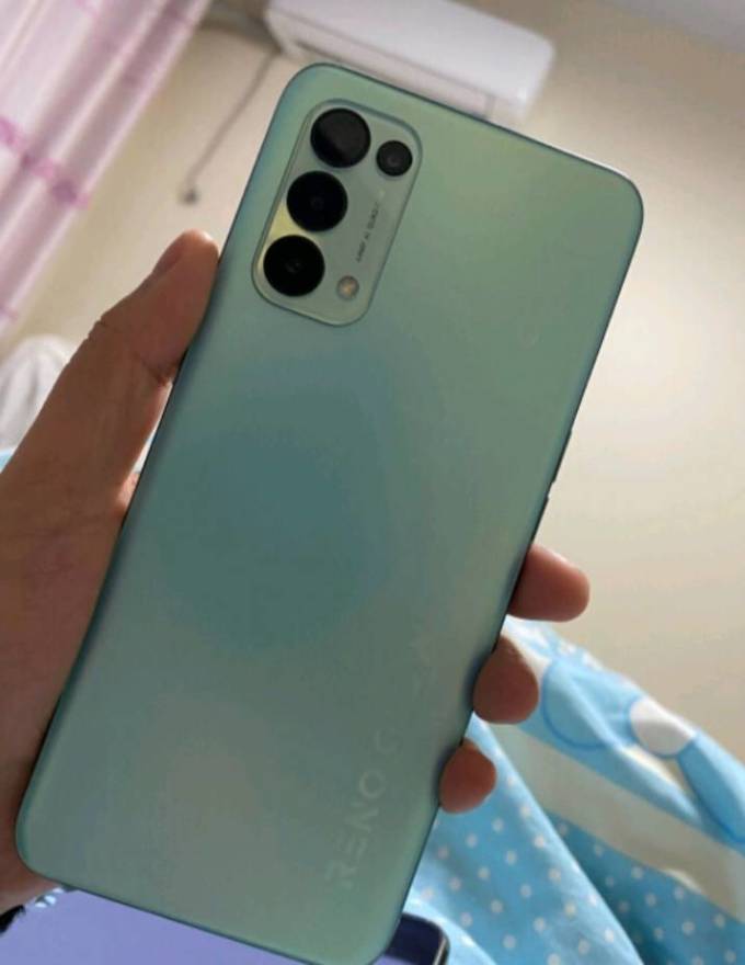 oppo65w超级快充手机