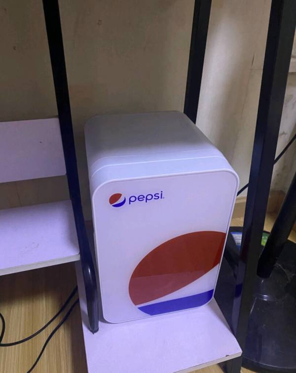 plus会员pepsi百事车载冰箱8l白色单核智能款