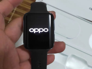 智能手表是OPPOwatch