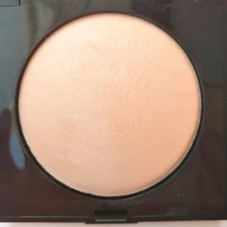 Laura Mercier 罗拉高光修容