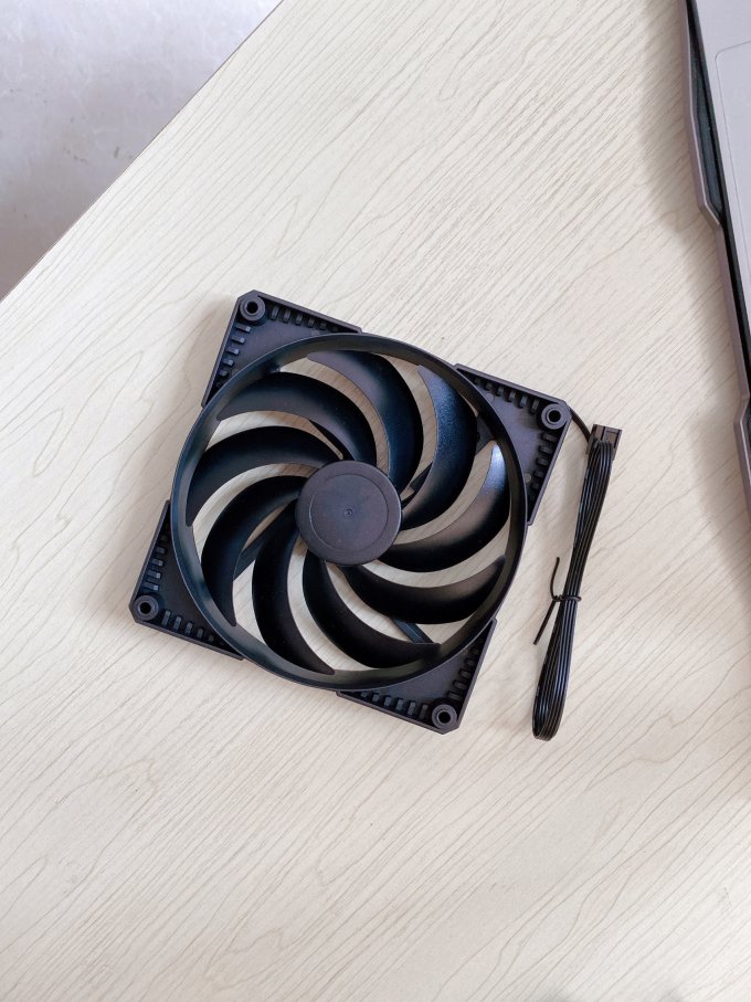 追风者散热风扇