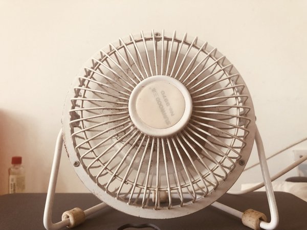 USB迷你风扇，办公桌降温的好装备
