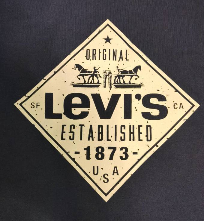 李维斯男士卫衣怎么样 现在衣服这么便宜了吗?30块买了件李维斯_什么